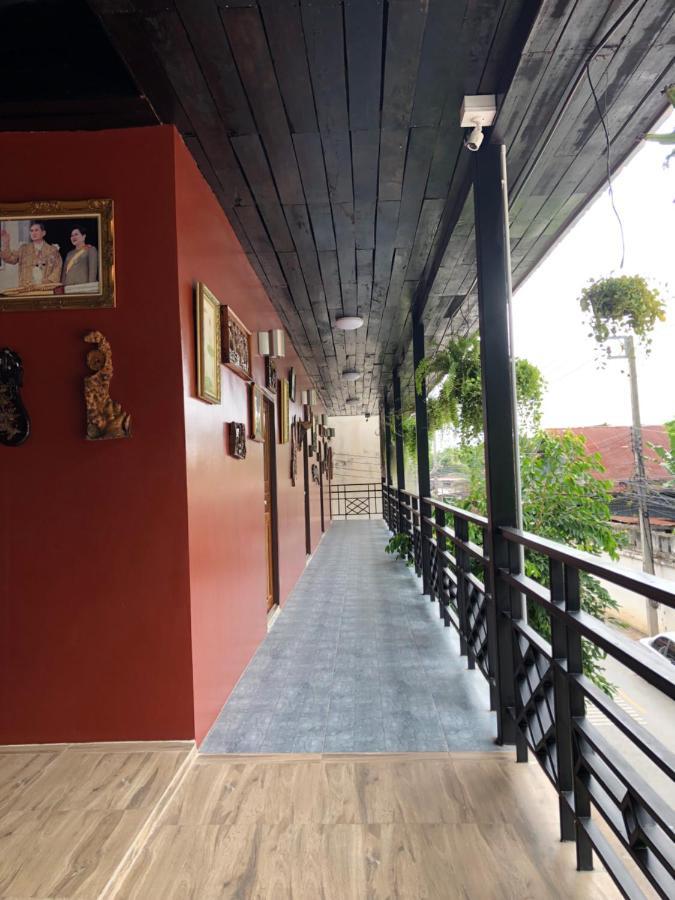 Nonthun 1 Hostel Κον Καέν Εξωτερικό φωτογραφία