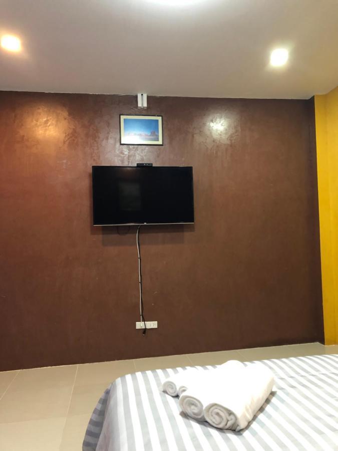 Nonthun 1 Hostel Κον Καέν Εξωτερικό φωτογραφία