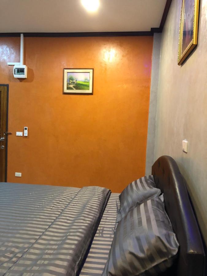 Nonthun 1 Hostel Κον Καέν Εξωτερικό φωτογραφία